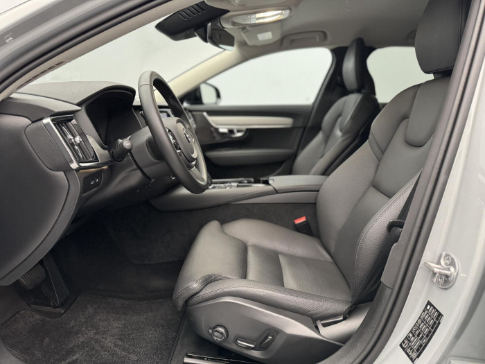Volvo V90 T6 AWD RECHARGE PLUS DARK AUT