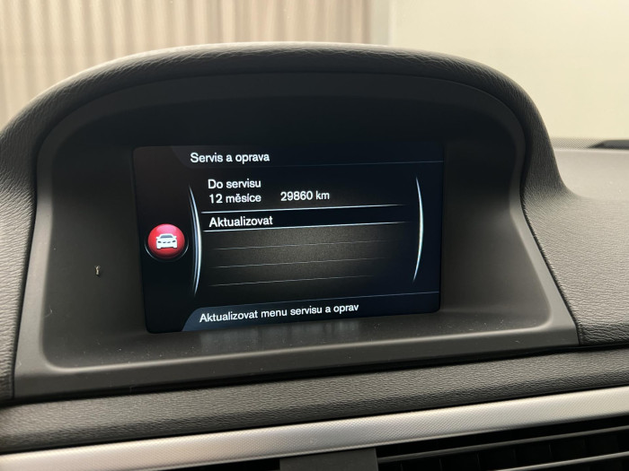 Volvo XC70 D4 AWD NAVIGACE AUT CZ 2.4 d