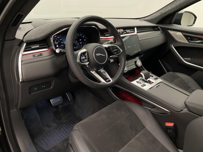 Jaguar F-Pace SVR 575 EDITION REZERVACE 5.0 Edition