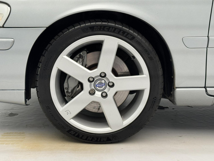 Volvo S60 AWD R-DESIGN CZ 1.maj