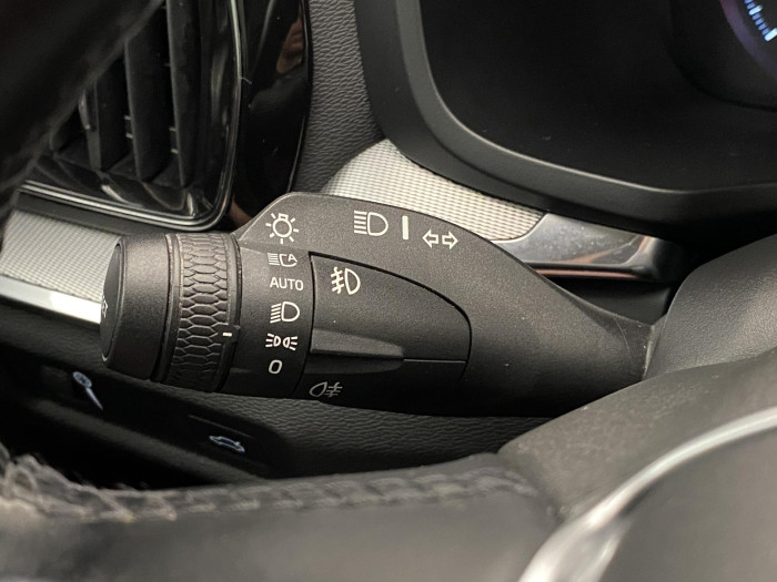 Volvo V60 CC D4 AWD MOMENTUM AUT 2.0 d CC CC Momentum