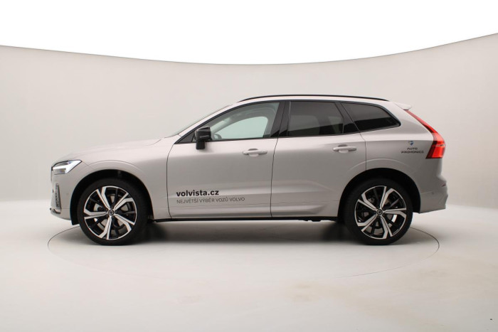 Volvo XC60 B5 AWD ULTIMATE AUT REZERVACE