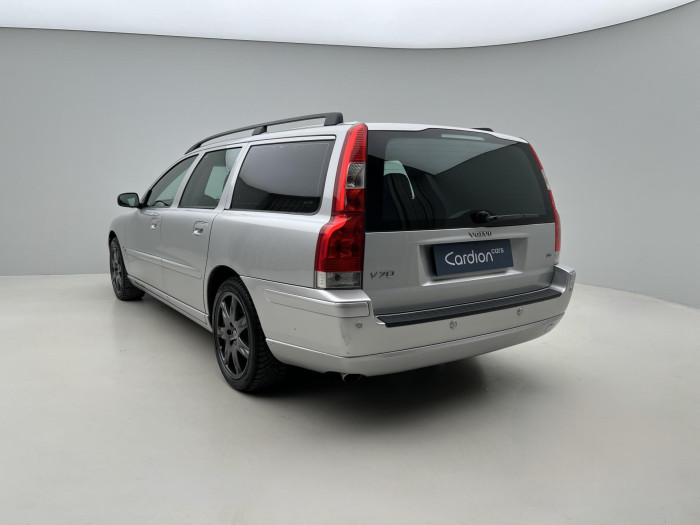 Volvo V70 D5 MOMENTUM CZ 2.4 d Momentum