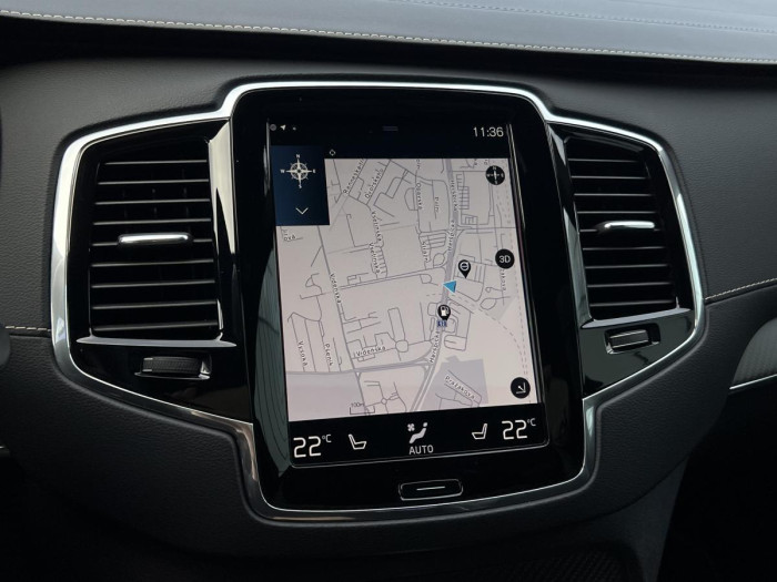 Volvo XC90 B5 AWD R-DESIGN 7MÍSTNÁ Aut