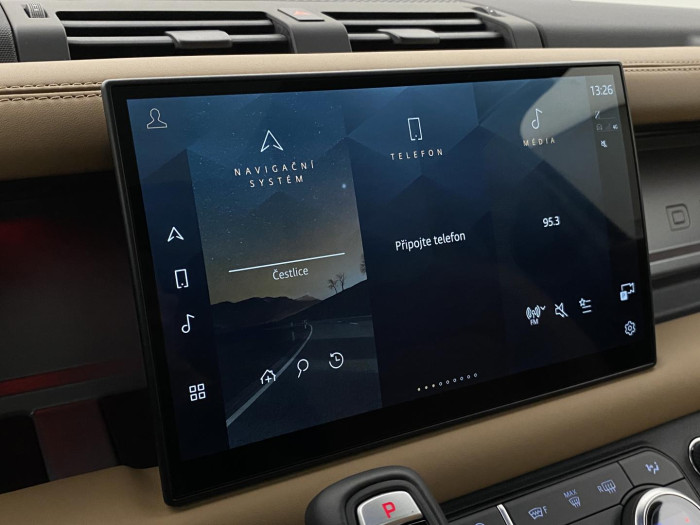 Land Rover Defender 110 D300 X AWD REZERVACE 3.0 d