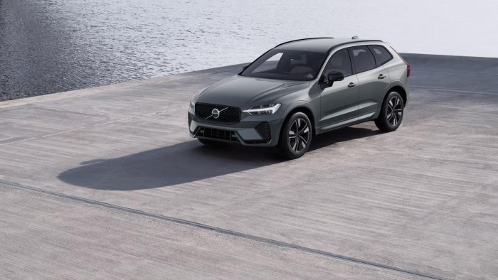 Volvo XC60 B5 AWD AUT DARK PLUS