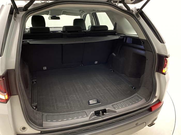 Land Rover Discovery Sport 2.0 TD4 AWD PURE REZERVACE 2.0 TD