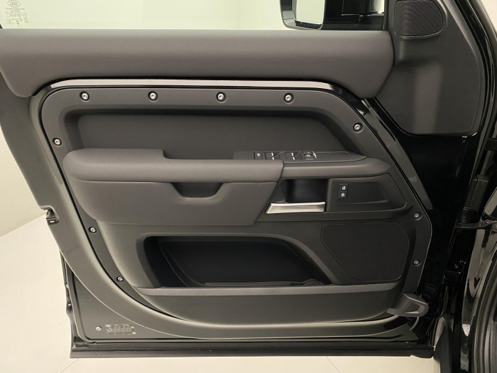 Land Rover Defender 110 D200 S AWD AUT 3.0 d