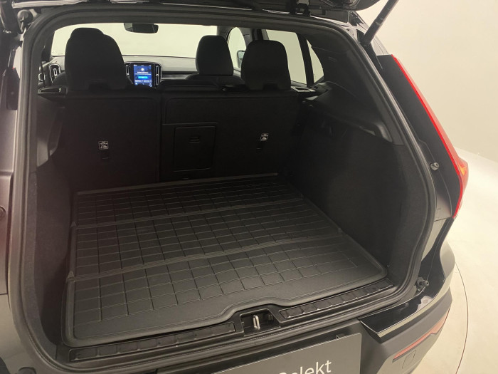 Volvo XC40 RECHARGE TWIN ENGINE PLUS CZ