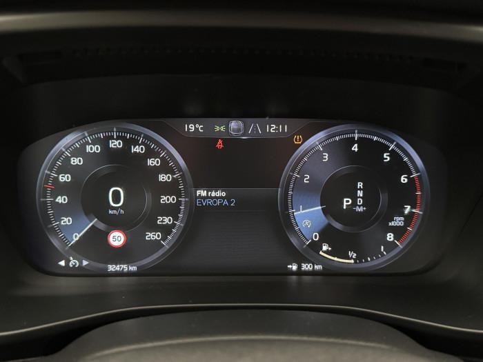 Volvo XC40 T2 MOMENTUM AUT CZ 1.maj. 1.5 Momentum