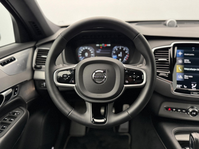 Volvo XC90 B6 AWD R-DESIGN CZ 7 míst