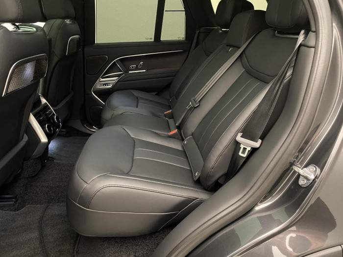 Land Rover Range Rover P530 AUTOBIOGRAPHY REZERVACE