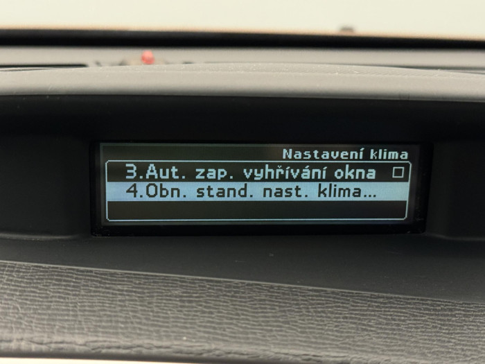 Volvo XC60 D3 AWD MOMENTUM CZ 1.maj 2.4 d Momentum