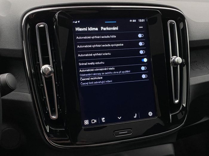 Volvo C40 PURE ELECTRIC TWIN ENGINE PLUS Plus