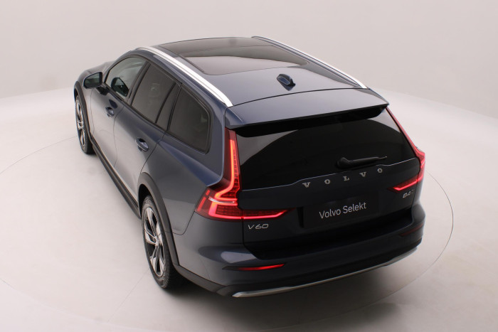 Volvo V60 CC B4 AWD BRIGHT PLUS AUT CZ