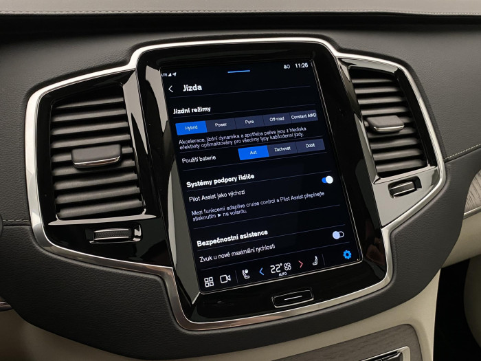 Volvo XC90 T8 AWD ULTRA DARK AUT CZ 7m