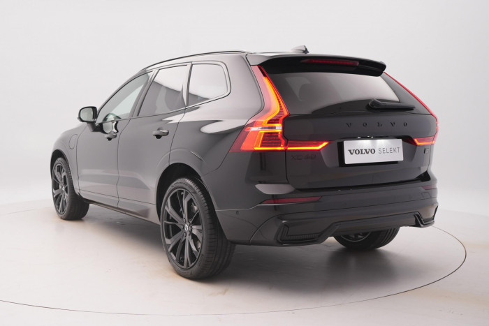 Volvo XC60 T6 AWD RECHARGE BLACK EDITION 2.0 Edition