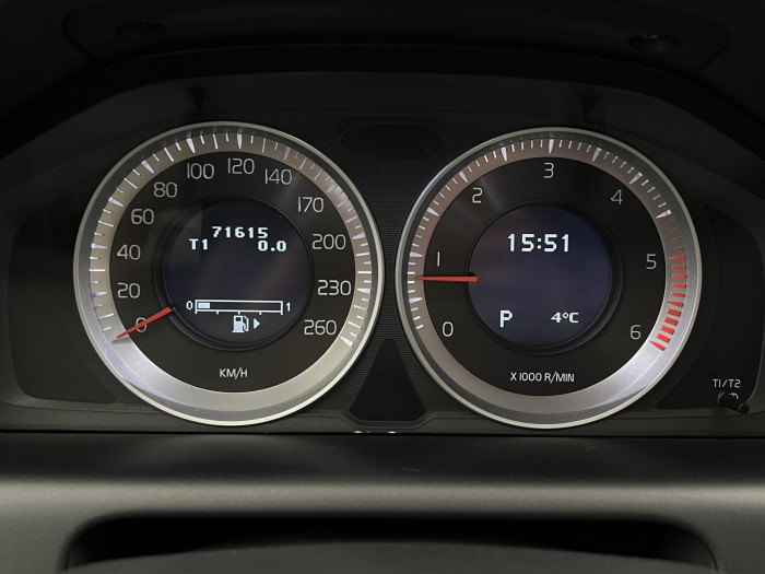 Volvo XC60 D4 AWD SUMMUM AUT 2.4 d Summum