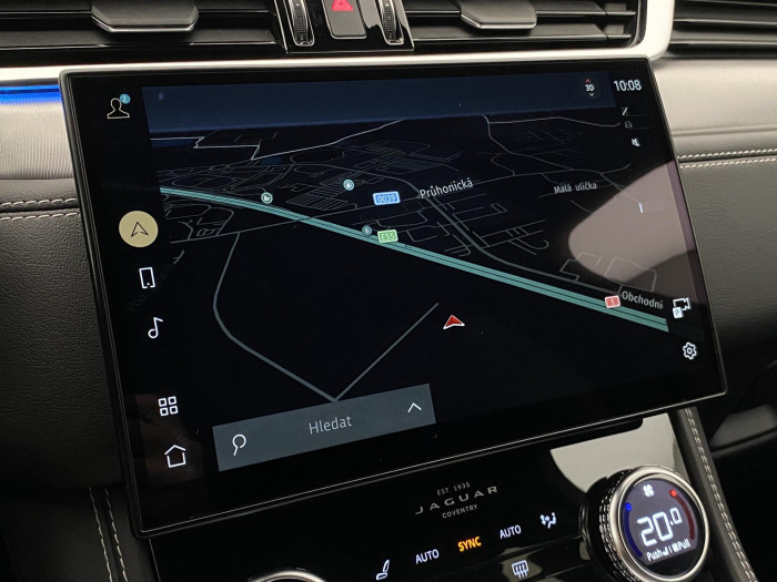 Jaguar F-Pace D200 AWD R-DYNAMIC  REZERVACE 2.0 d Dynamic