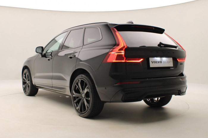 Volvo XC60 B5 AWD PLUS BLACK EDITION AUT