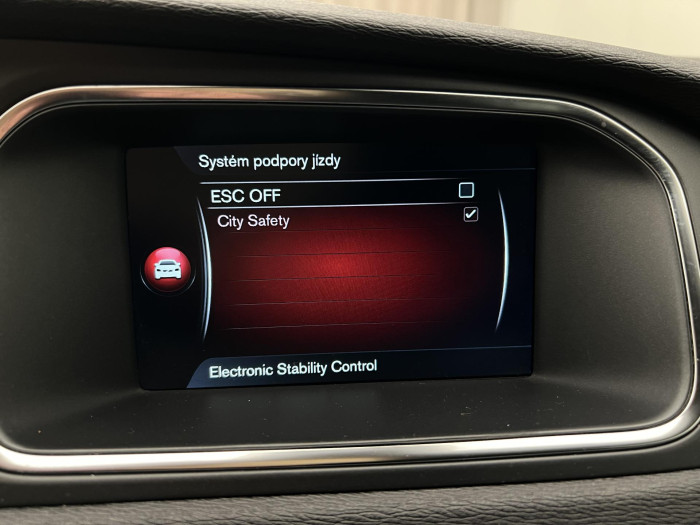 Volvo V40 D2 MOMENTUM 1.6 d Momentum