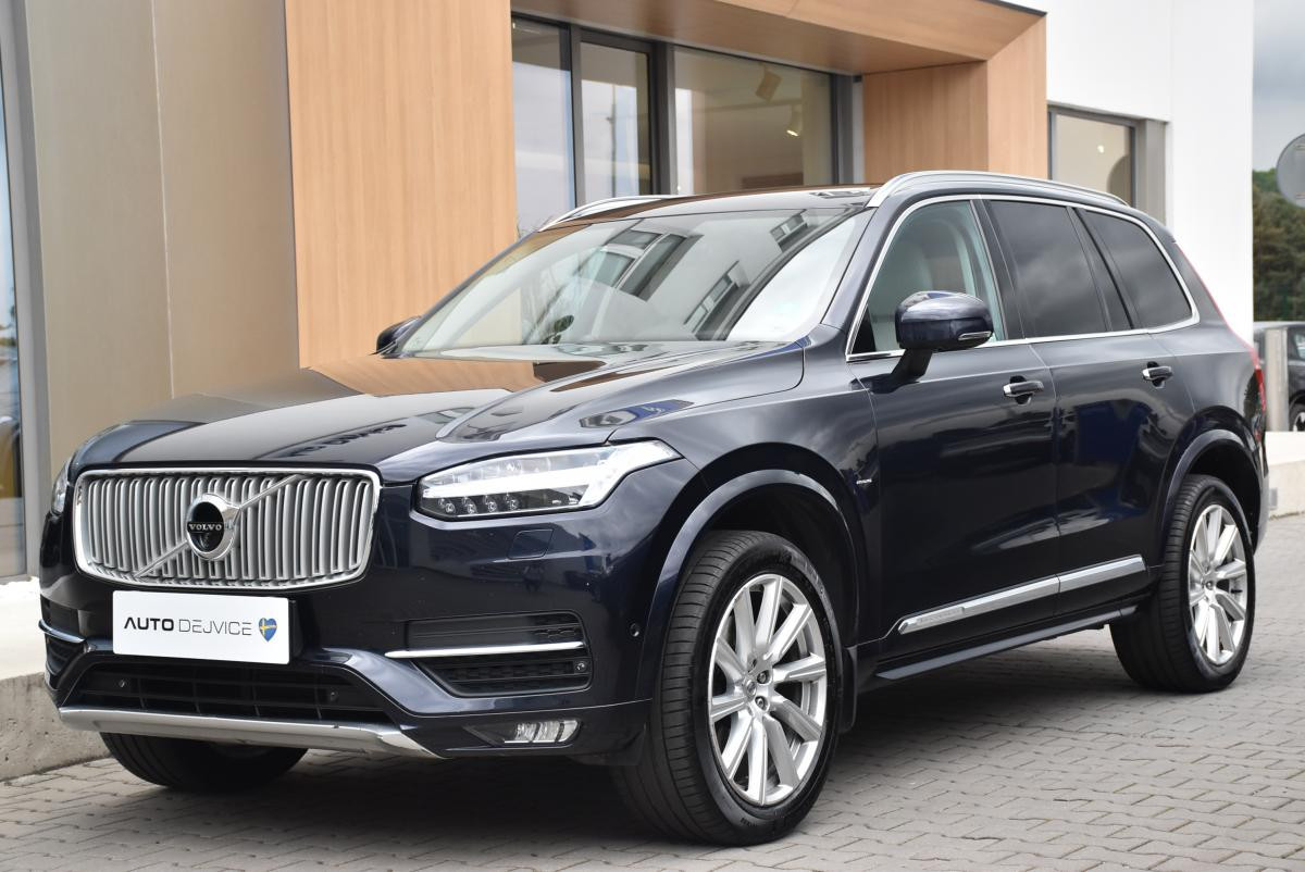 Volvo XC90 D5 AWD INSCRIPTION 7M 1.maj.CZ 2.0 d