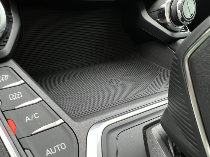 Lynk & Co 01 HEV Aut 1.maj.