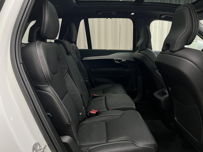 Volvo XC90 B5 AWD BRIGHT PLUS 7MÍSTNÁ AUT