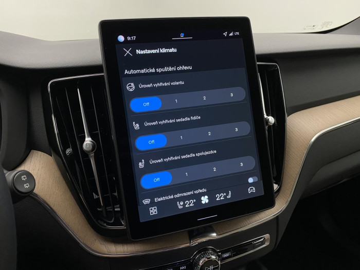 Volvo XC60 B5 AWD AUT DARK PLUS