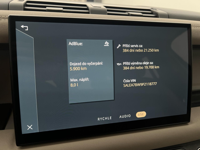 Land Rover Defender D250 SE AWD AUT CZ 3.0 d SE