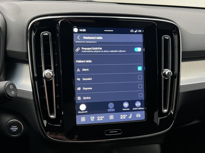 Volvo XC40 B3 DARK PLUS AUT