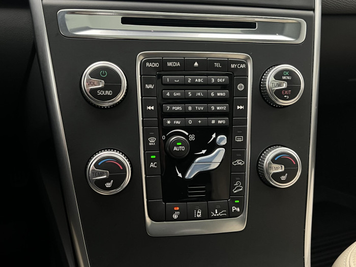 Volvo XC60 D4 AWD SUMMUM AUT 2.4 d Summum