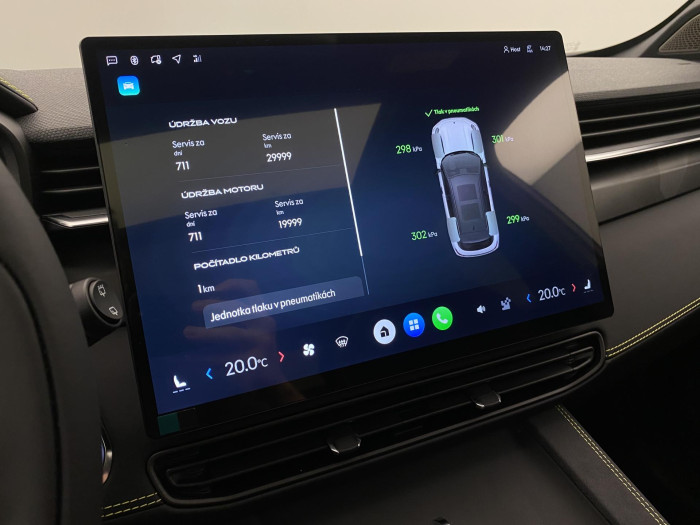 Lynk & Co 01 01 MORE PHEV DEMO