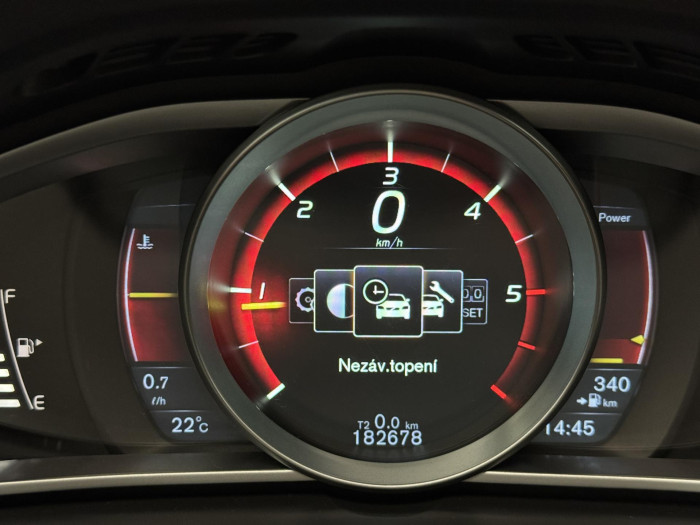 Volvo V40 D2 MOMENTUM AUT 2.0 d Momentum