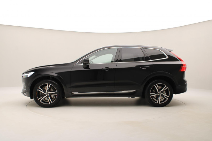 Volvo XC60 B5 AWD PLUS BRIGHT REZERVACE