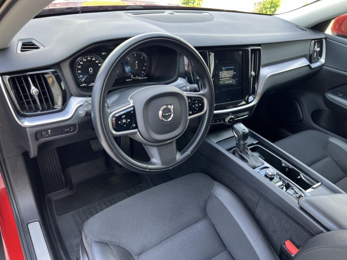 Volvo V60 CROSS COUNTRY D4 AWD Aut 1.maj 2.0 d