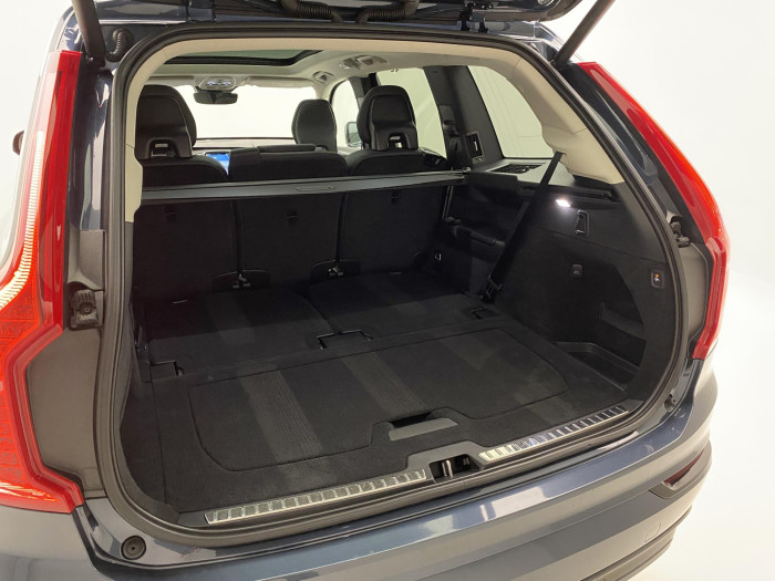 Volvo XC90 T8 AWD RECHARGE PLUS DARK AUT