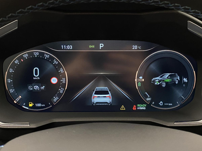 Lynk & Co 01 PHEV DCT AUT 1.maj. REZERVACE