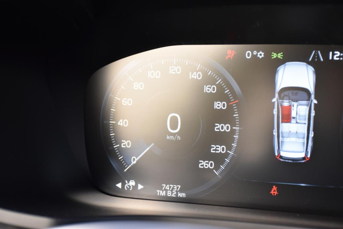 Volvo V60 B4 MOMENTUM ADVANCED REZERVACE 2.0 Momentum