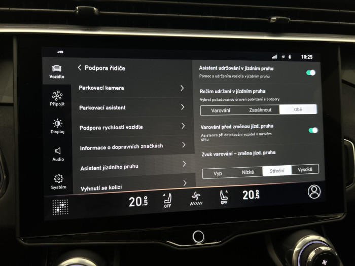 Lynk & Co 01 HEV DCT AUT