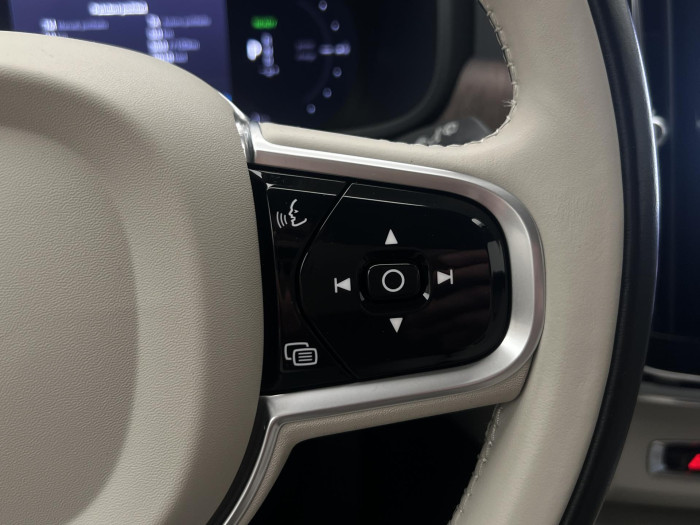 Volvo V90 T6 AWD RECHARGE INSCRIPTION CZ
