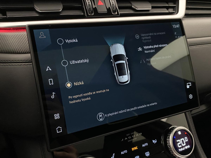 Jaguar F-Pace SVR 575 EDITION REZERVACE 5.0 Edition