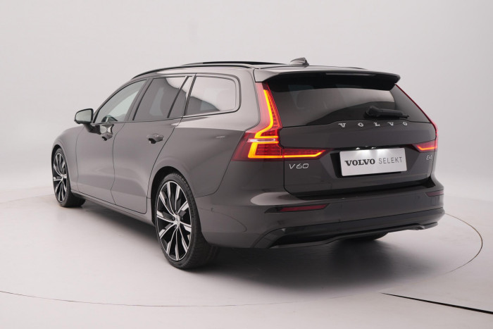 Volvo V60 B4 ULTIMATE DARK AUT