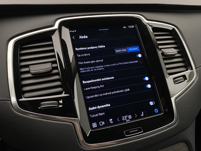 Volvo XC90 B5 AWD DARK PLUS REZERVACE