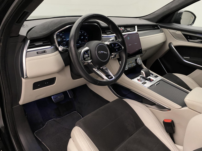 Jaguar F-Pace 5.0 V8 SVR AWD AUT REZERVACE 5.0 V8