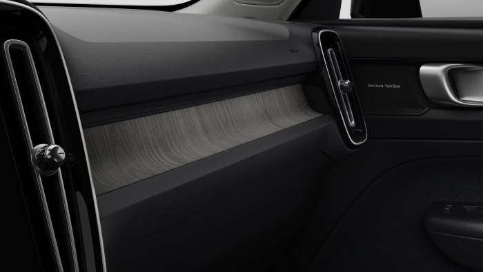 Volvo XC40 B4 AUT DARK ULTRA