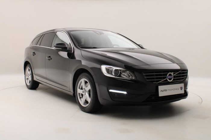 Volvo V60 D2 MOMENTUM REZERVACE 2.0 d Momentum