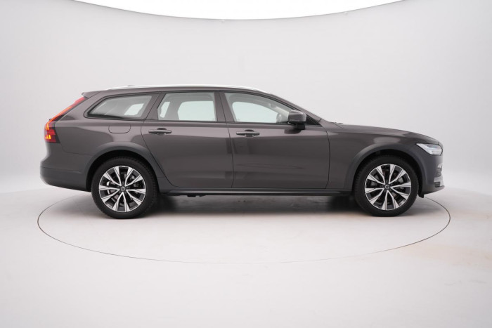 Volvo V90 CC B4 AWD PLUS AUT