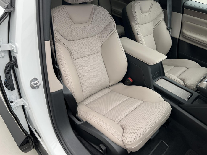 Volvo ES90 PURE ELECTRIC ULTRA