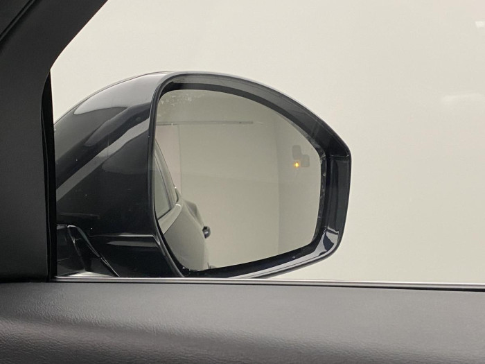 Jaguar E-Pace P250 R-DYNAMIC SE AWD AUT 2.0 Dynamic SE